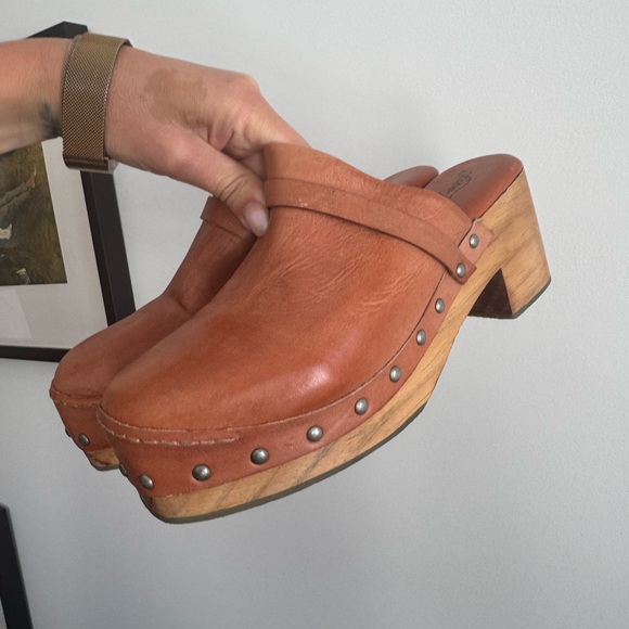 Free People Shoes - Free People Tan Leather Studded Clog Mules